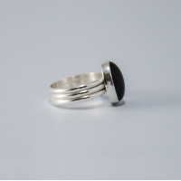 GROTE ZILVEREN RING MET ZWARTE ONYX